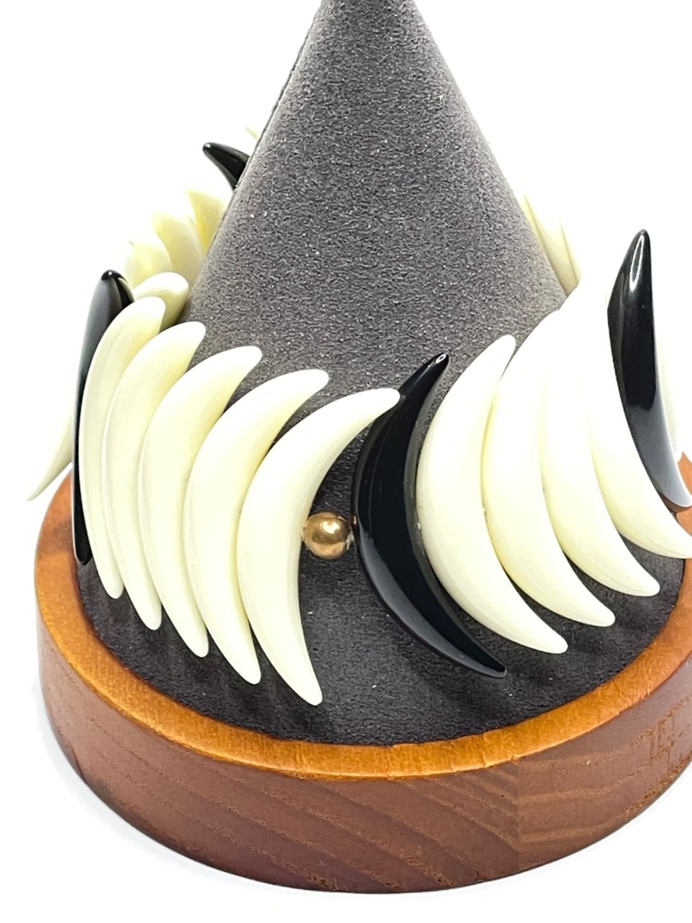 Vintage Boho Black Cream Horn Shape Link Wide Stretch Bracelet